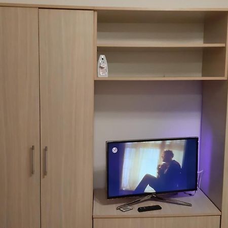 Studio Timpuri Noi 50 Bukarest Exteriör bild