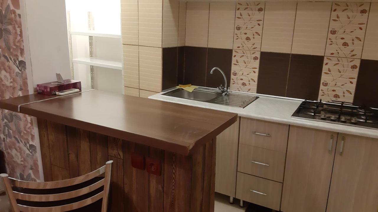 Studio Timpuri Noi 50 Bukarest Exteriör bild