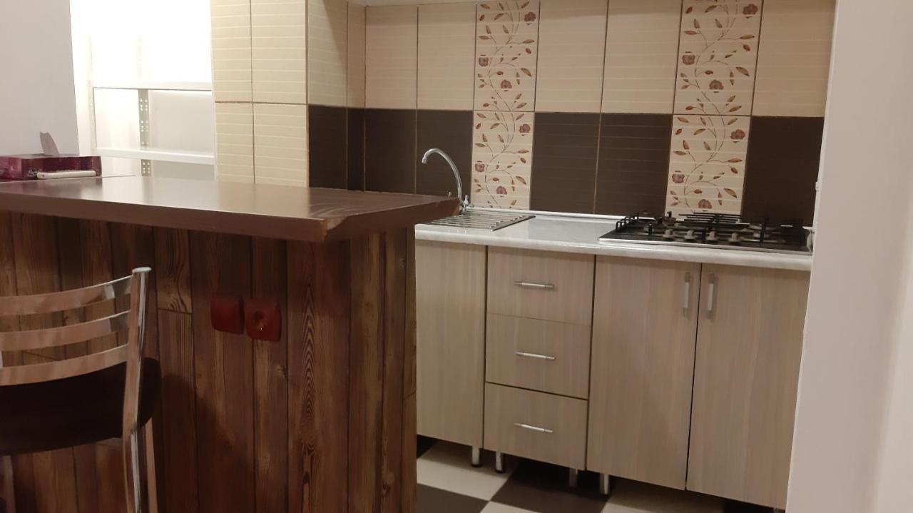 Studio Timpuri Noi 50 Bukarest Exteriör bild